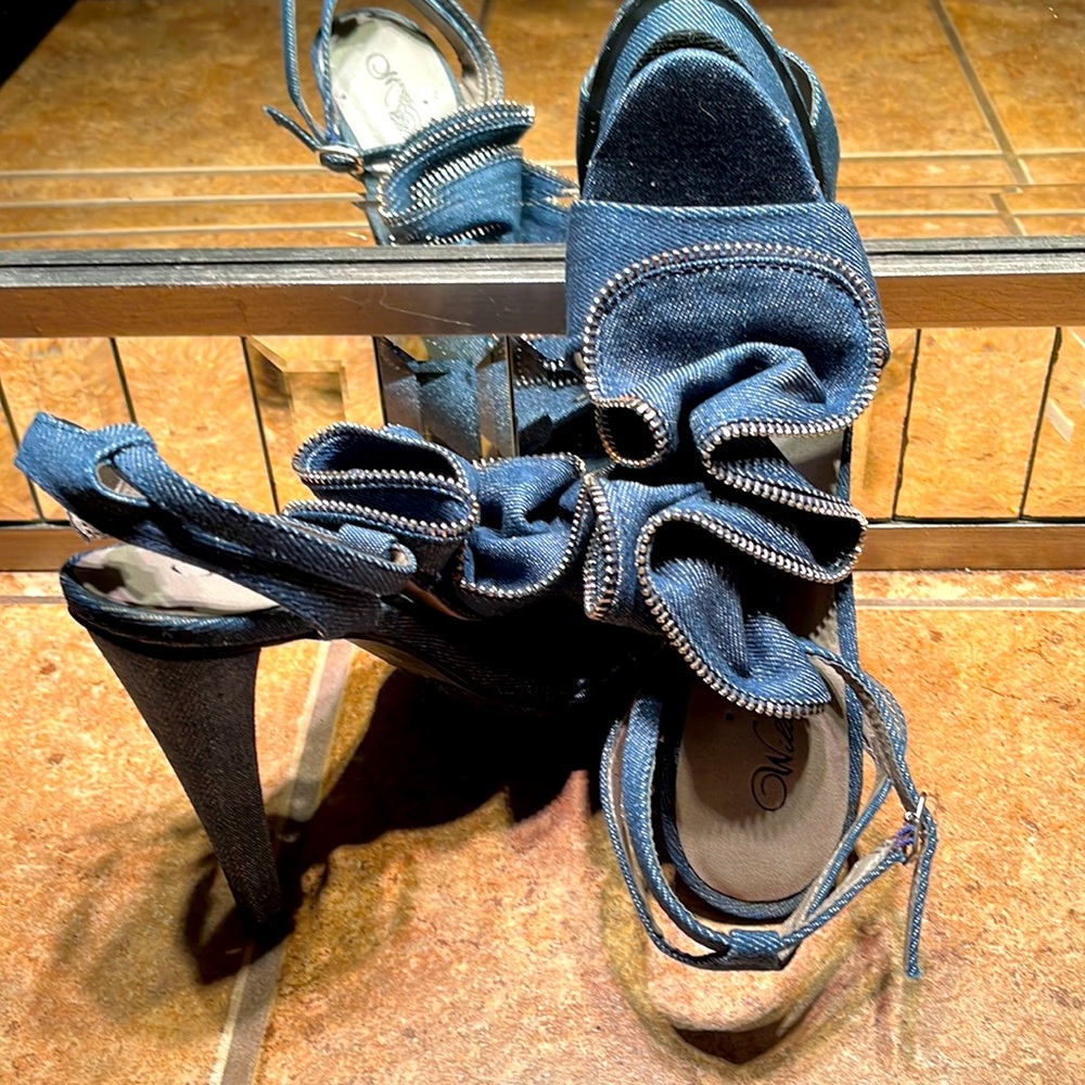 NWOT Denim & Zipper Embellished Sandals - Picture 2 of 9